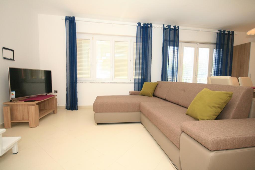 Apartment Mimoza 6, Baska, Krk 외부 사진
